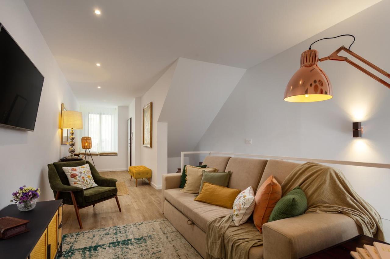 Stupendo- Two Rooms, Patio With Refreshing Pond-Center-Air Conditioning-Free Park Lisbon Bagian luar foto